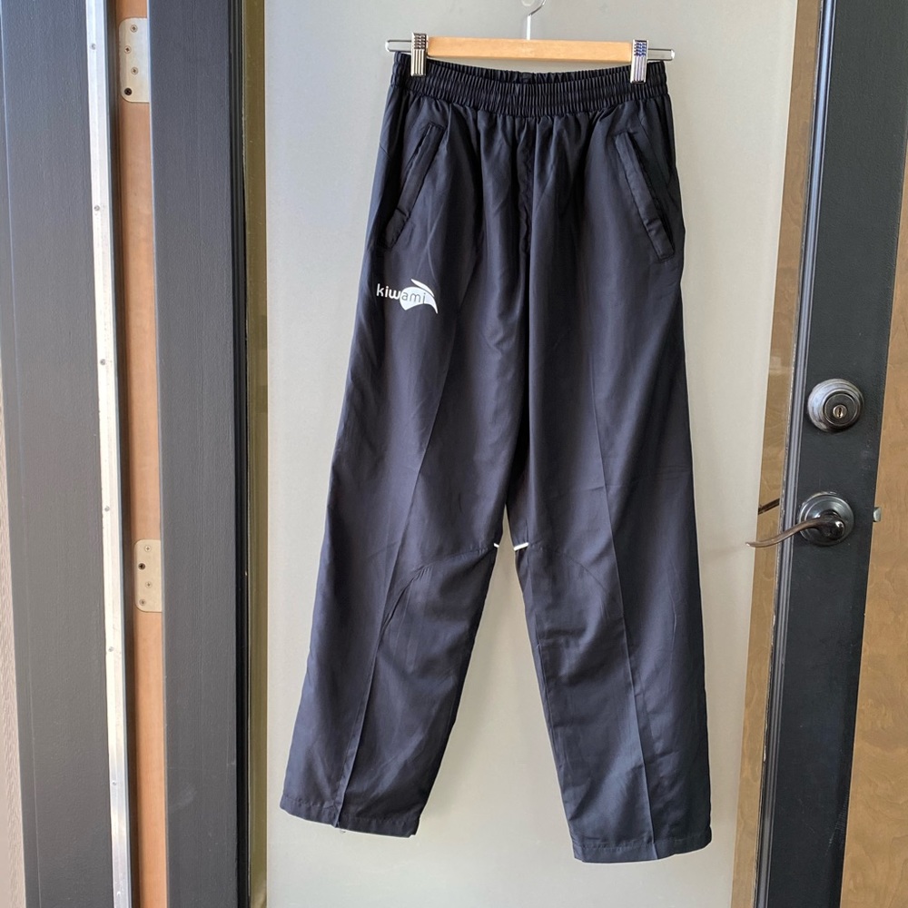 kiwami black track pants!  NWOT!
